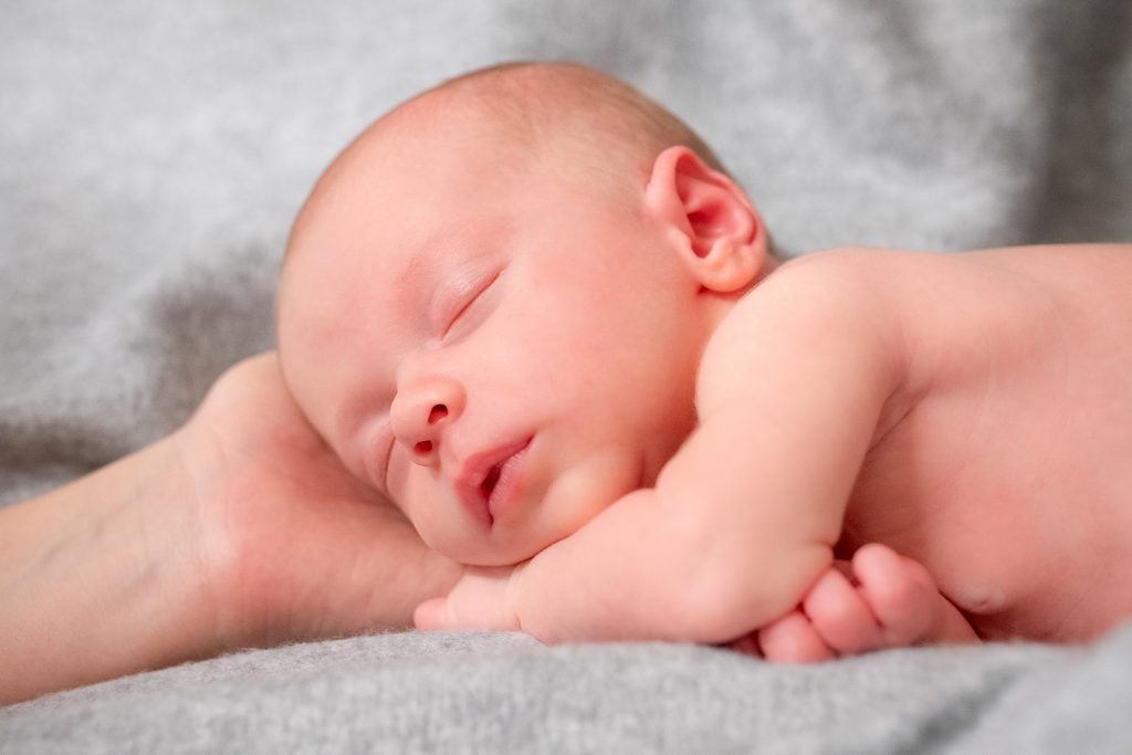 DETALLES DE ADJUNTOS fotografo-vitoria-gasteiz-newborn-recien-nacido-bebe-sesion-fotos-embarazo