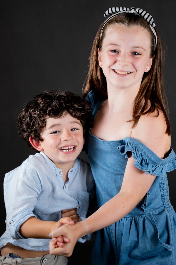 fotógrafo vitoria sesión familiar exteriores estudio fotógrafa infantil vitoria gasteiz pais vasco mascotas